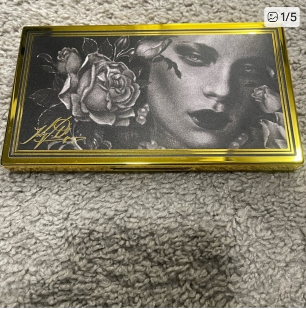 Kat Von D Limited Edition 10th Anniversary Eyeshadow Palette NEW